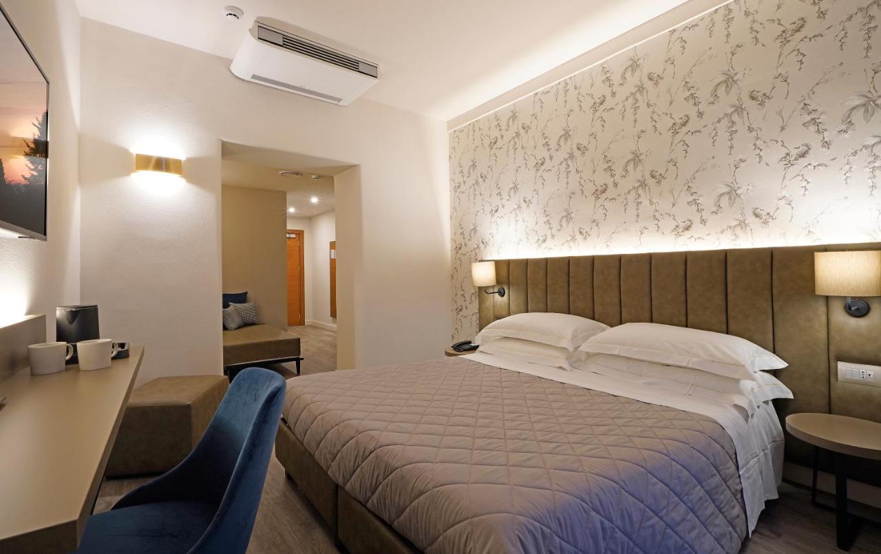 Hotel Du Lac Gardone Riviera Ngoại thất bức ảnh