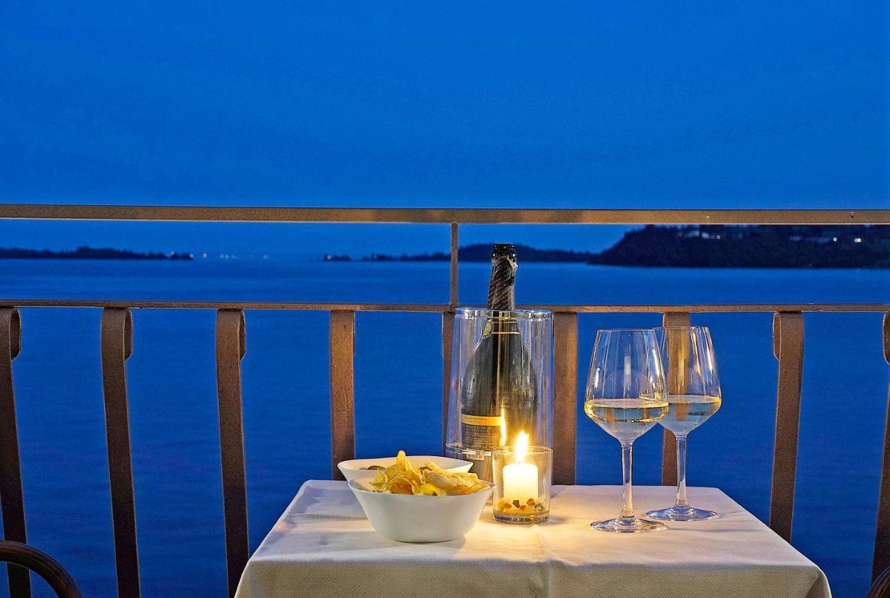 Hotel Du Lac Gardone Riviera Ngoại thất bức ảnh