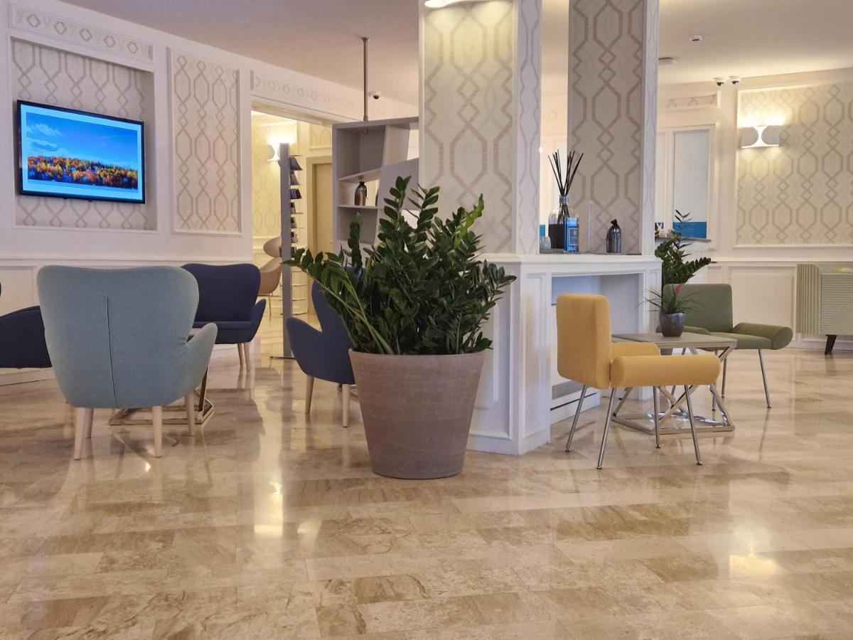 Hotel Du Lac Gardone Riviera Ngoại thất bức ảnh