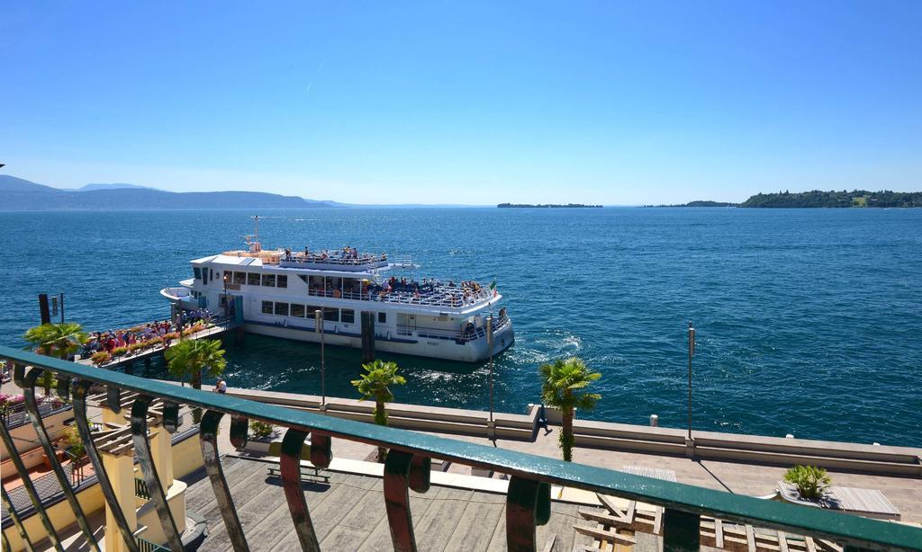 Hotel Du Lac Gardone Riviera Phòng bức ảnh